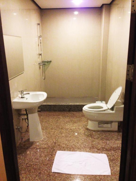 Hotel Kan Kanchanaburi Cameră foto